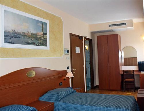 Hotel Belfiore Salzano Dış mekan fotoğraf